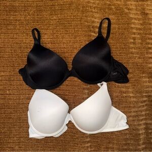 Victoria's Secret Black and White Push-up Bra Duo